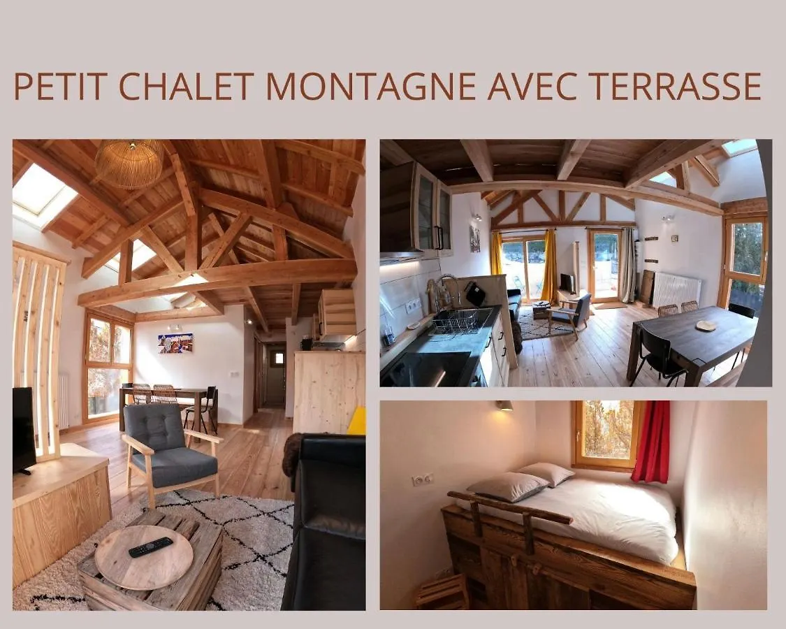 Petit Chalet Montagne Briancon  Holiday home Briancon (Hautes-Alpes)
