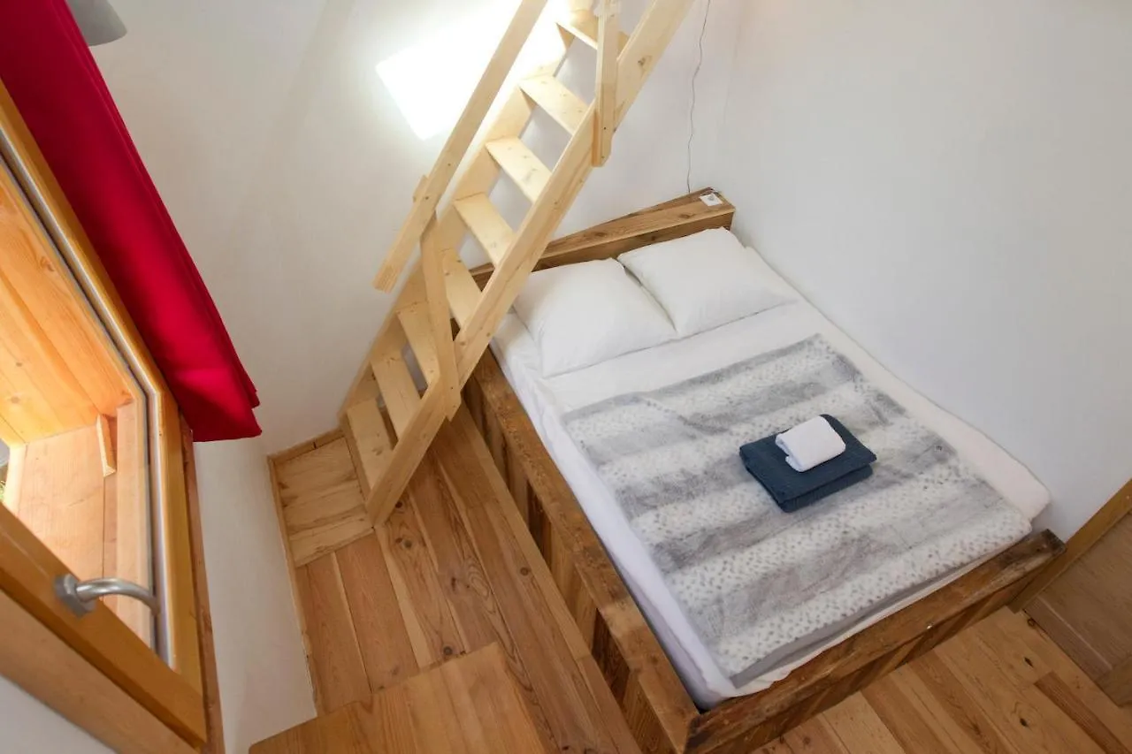 Petit Chalet Montagne Briançon Nyaraló